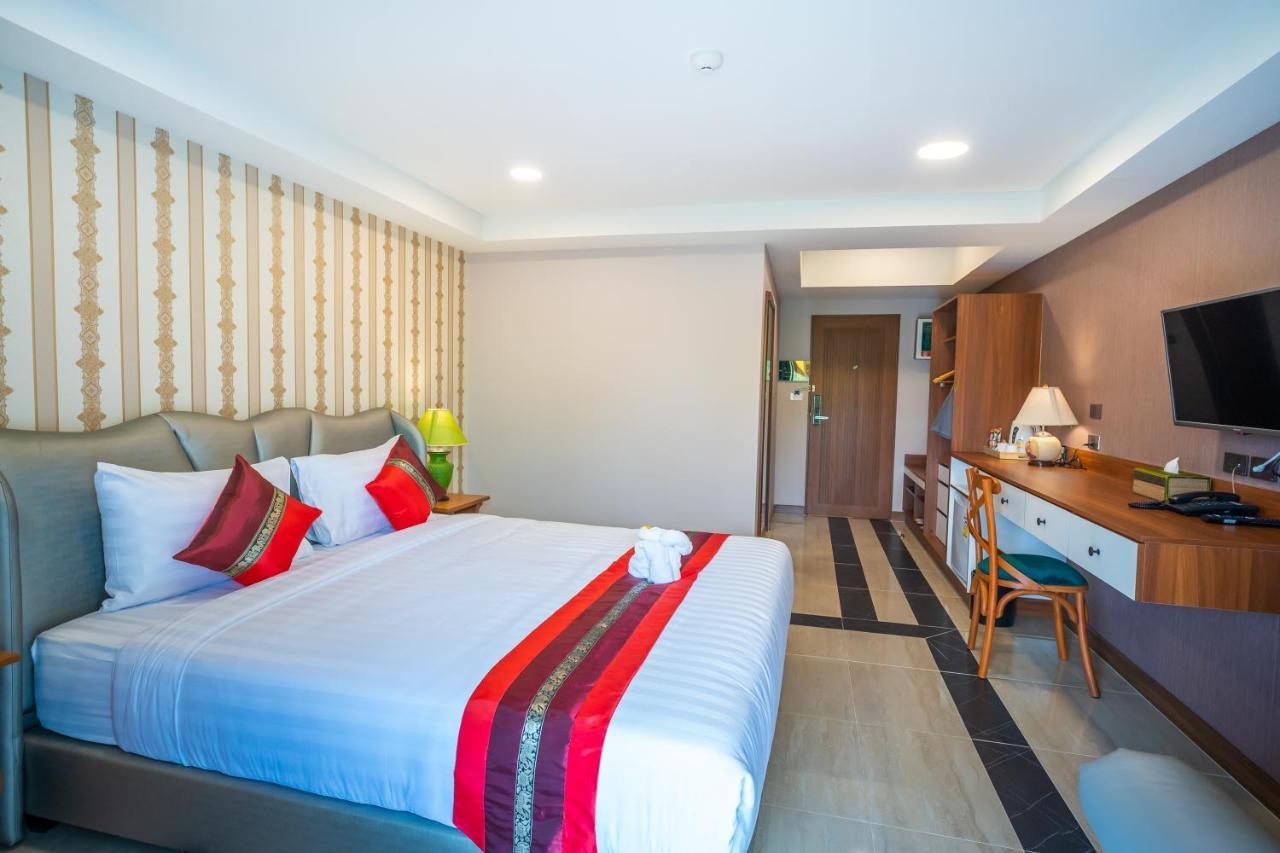 Siri Nakornpink Chiang Mai Hotel Sha Plus Esterno foto