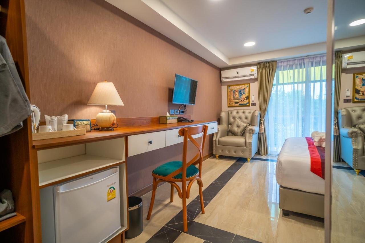Siri Nakornpink Chiang Mai Hotel Sha Plus Esterno foto