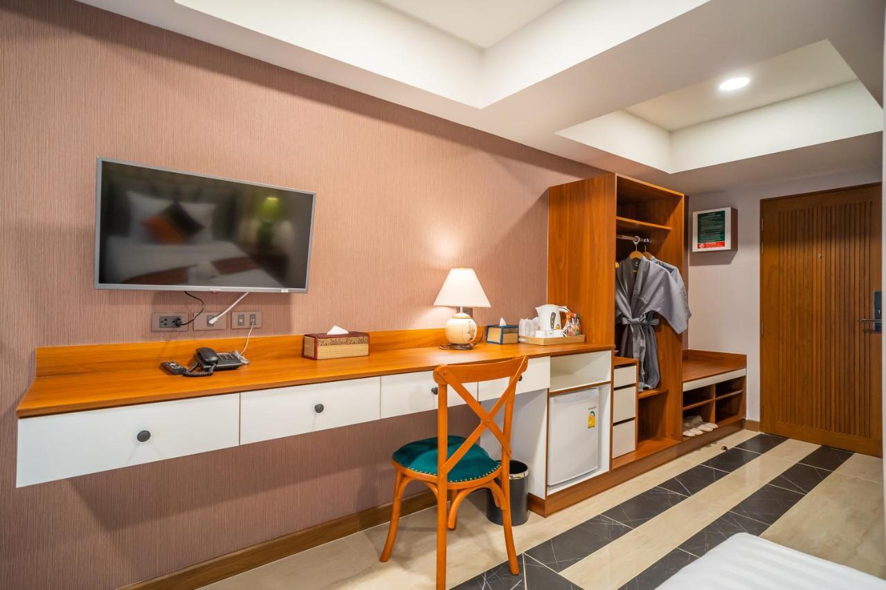 Siri Nakornpink Chiang Mai Hotel Sha Plus Esterno foto