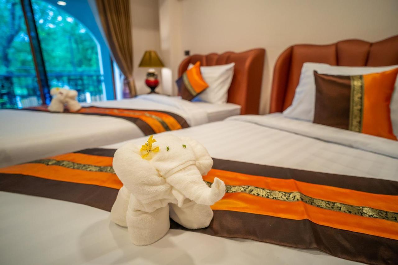 Siri Nakornpink Chiang Mai Hotel Sha Plus Esterno foto